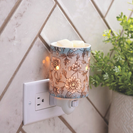 'Flora' - Plug In