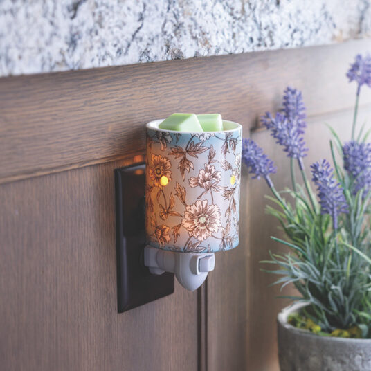 'Flora' - Plug In