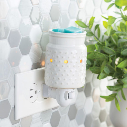 White Hobnail Pluggable warmer