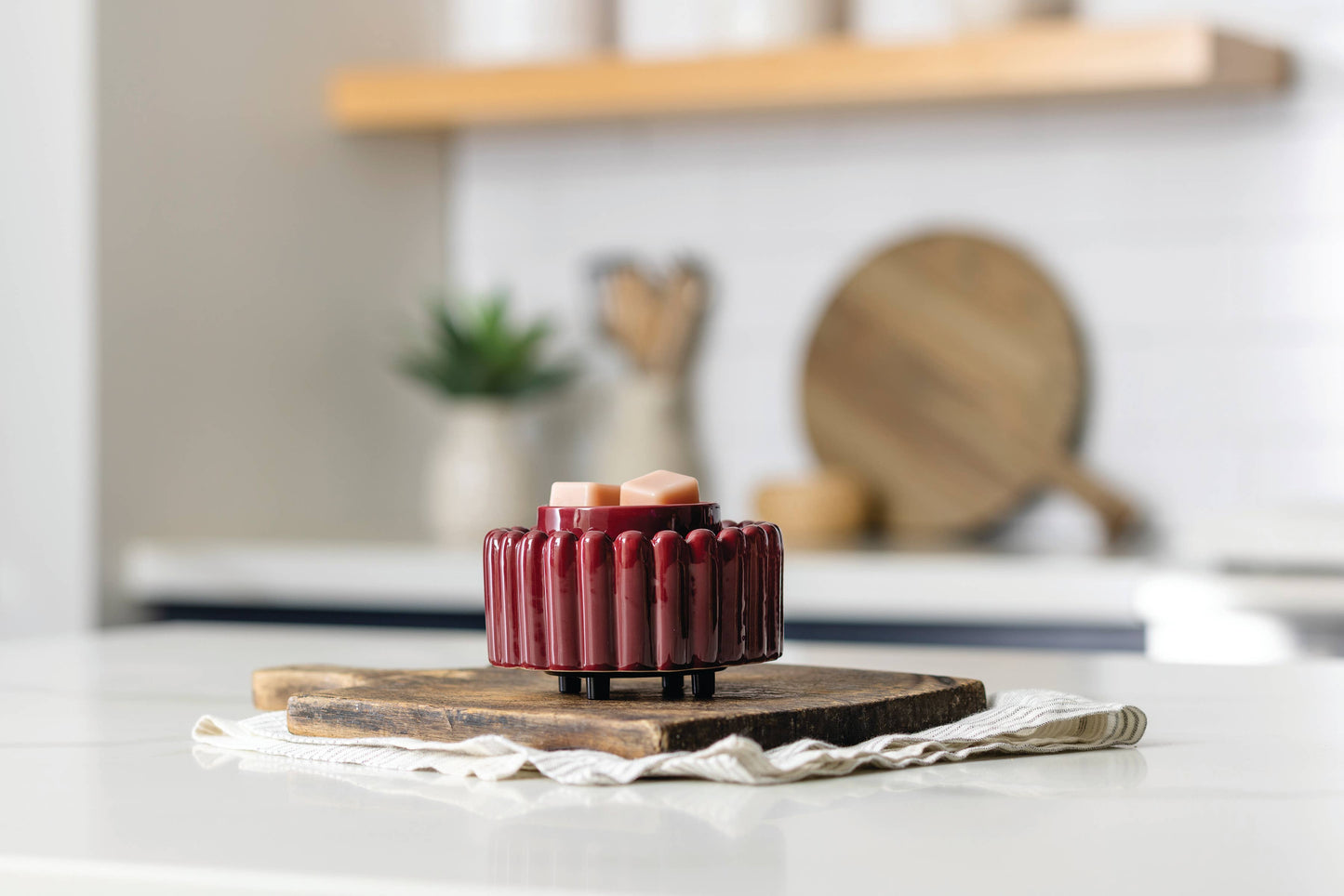 Burgundy Ridges Fan Fragrance Warmer