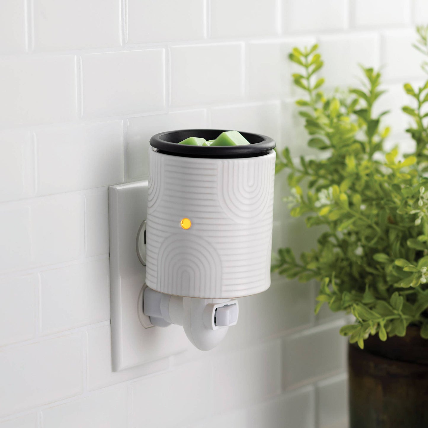 Arch Deco Flip Dish Pluggable Fragrance Warmer