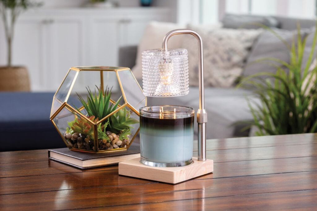 Hobnail Lamp silver