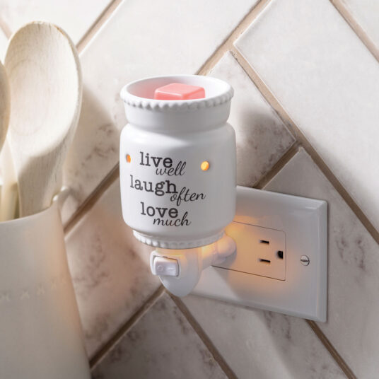 'Live, Laugh, Love' - Pluggable